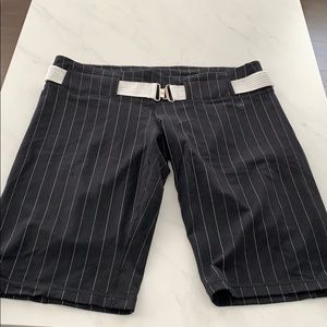 Pinstrip Lululemon long short with belt